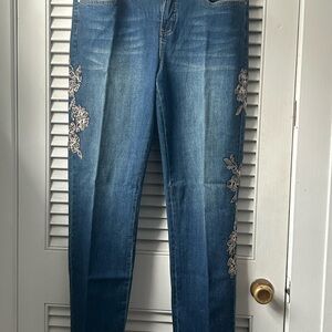 Tru Luxe ladies blue jeans size 12  new with tags embellished